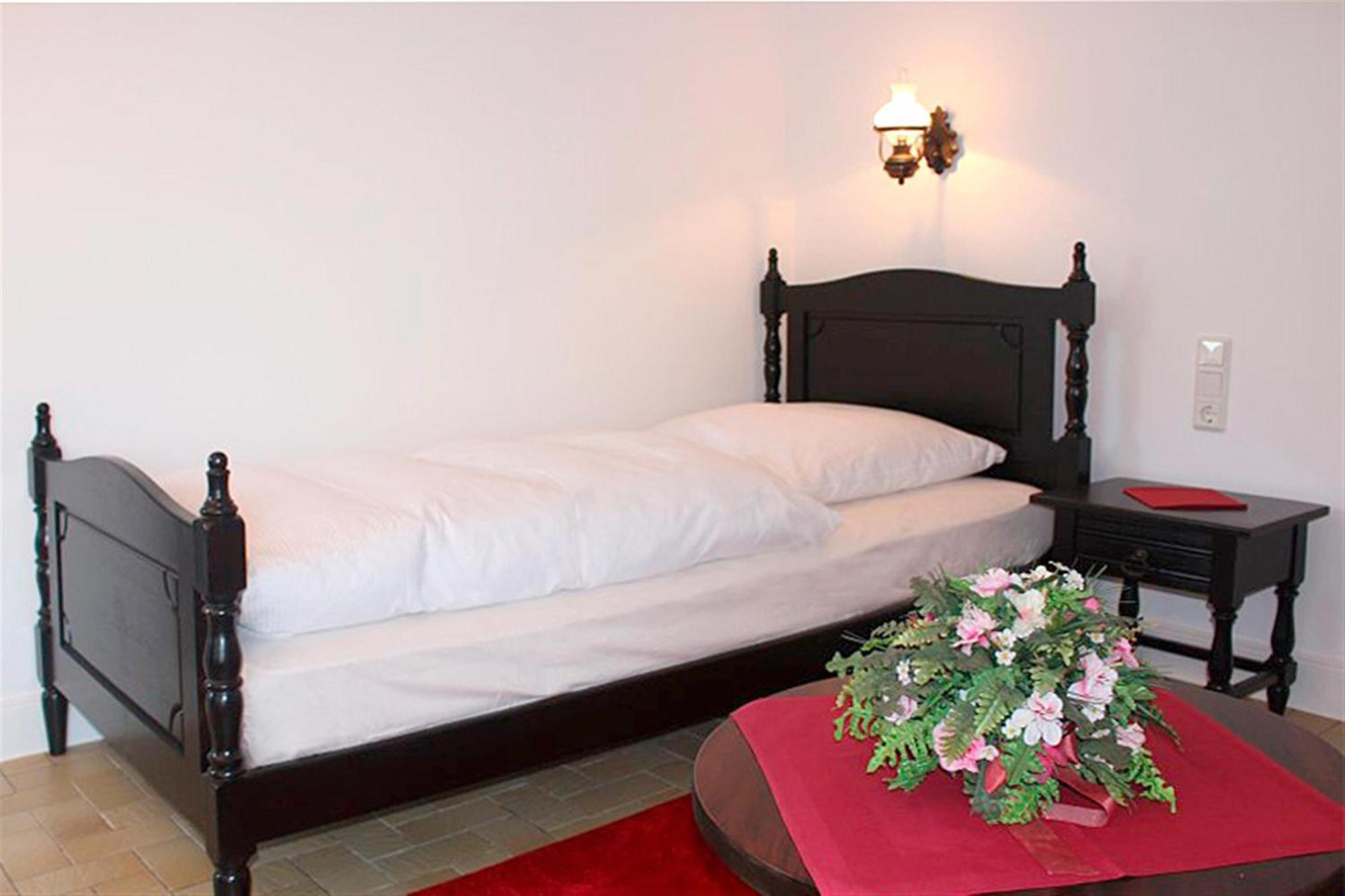Hotel Restaurant Margaretenhof Überherrn Quarto foto